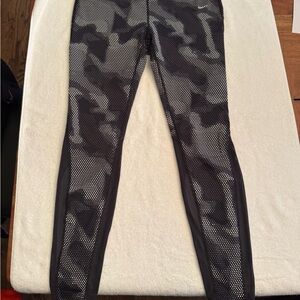 Nike Black and White Dotted Camo Dri-FIT Leggings. Great condition.
